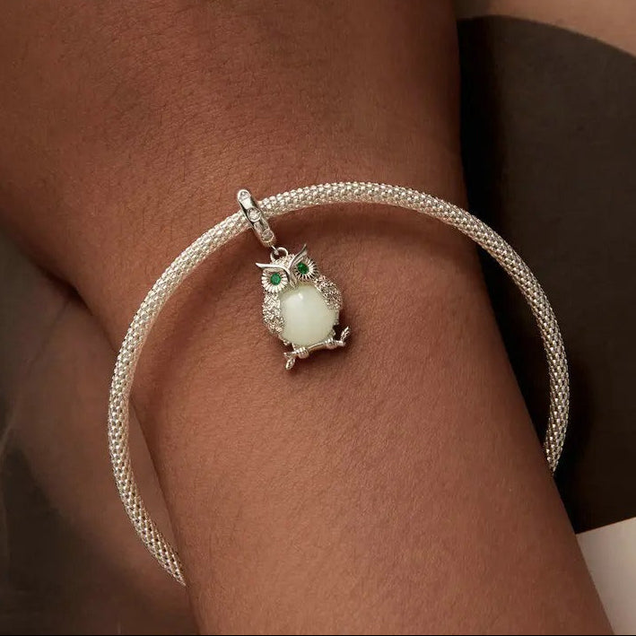 Charm Hibou aux yeux verts - Maison Perle