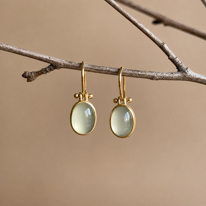 Clips d’oreilles vintage verts en pierre de lune
