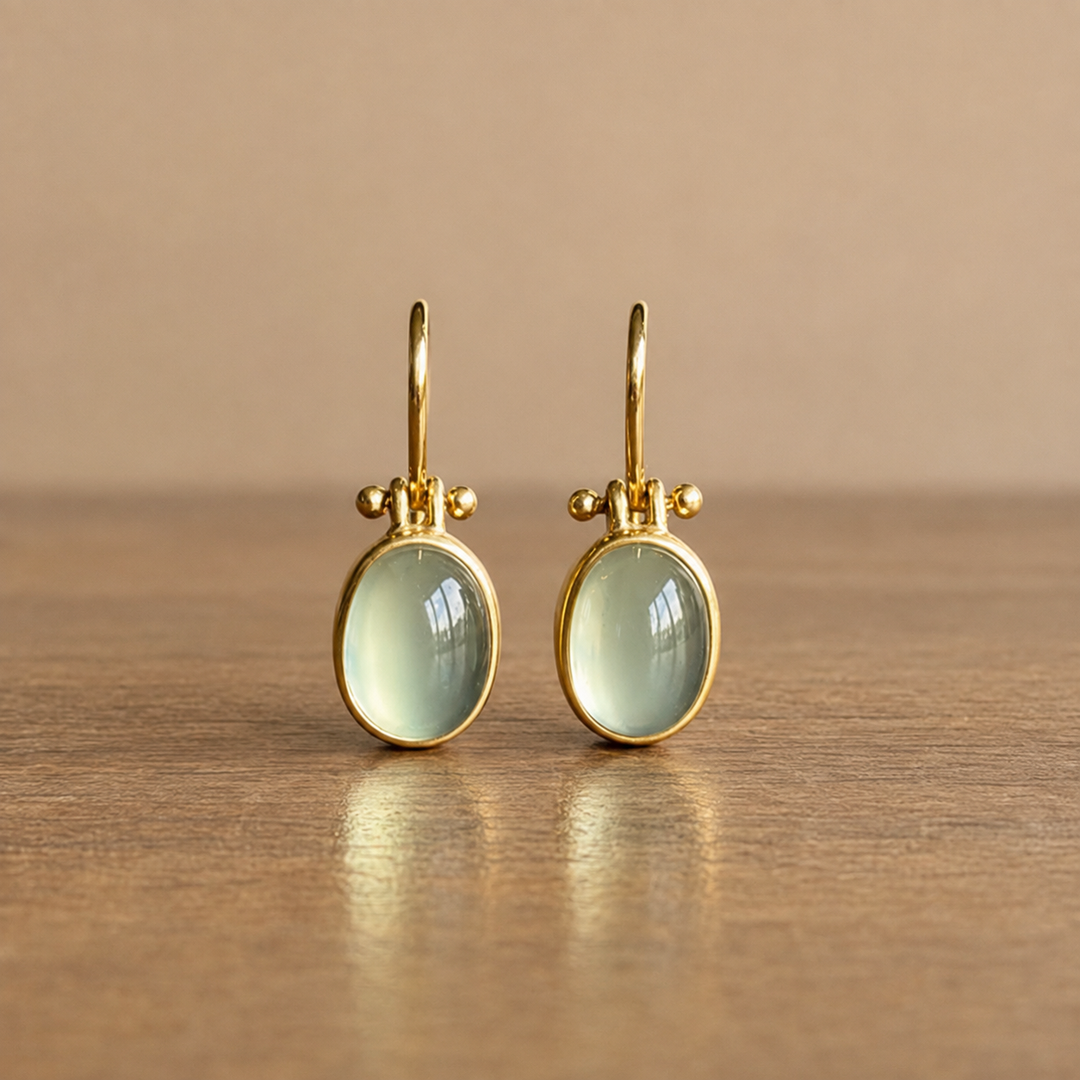 Clips d’oreilles vintage verts en pierre de lune