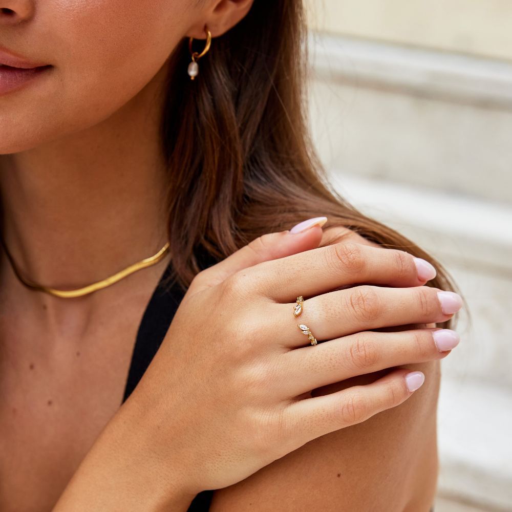 Bague vigne Lily cristal dorée