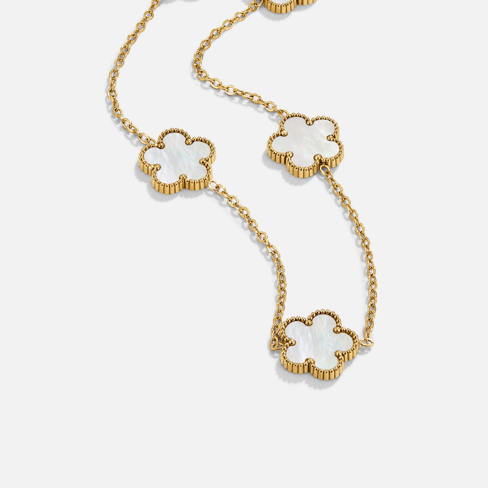 Collier trèfle en nacre