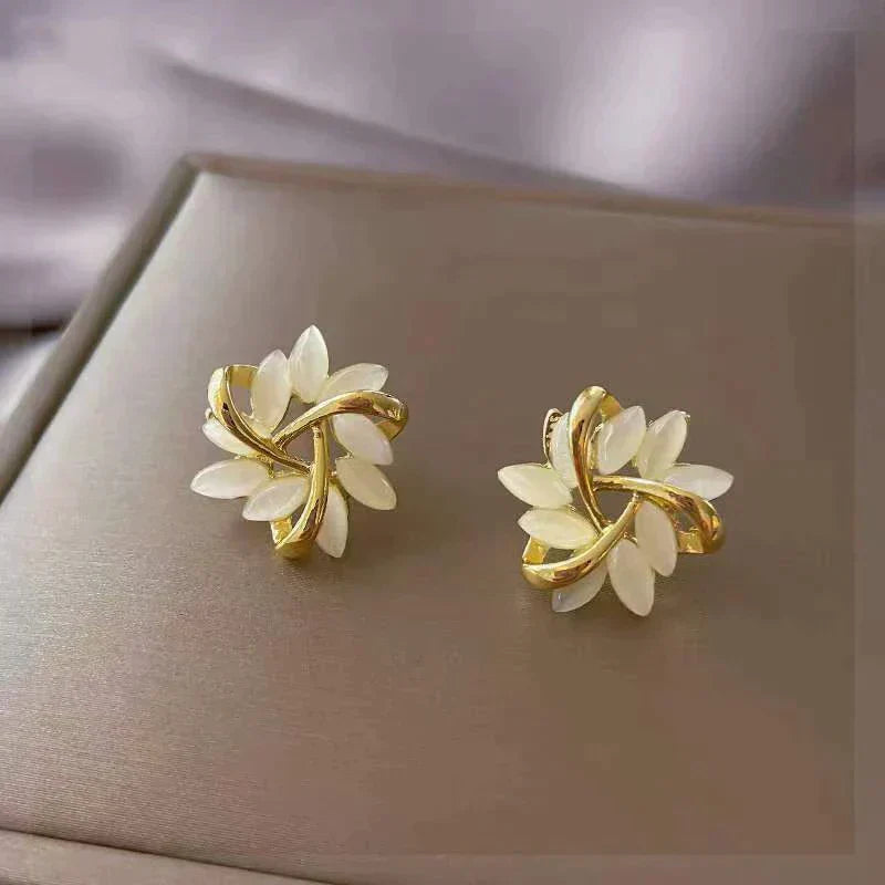 Boucles d’oreilles Sonja Luxe blanches opale