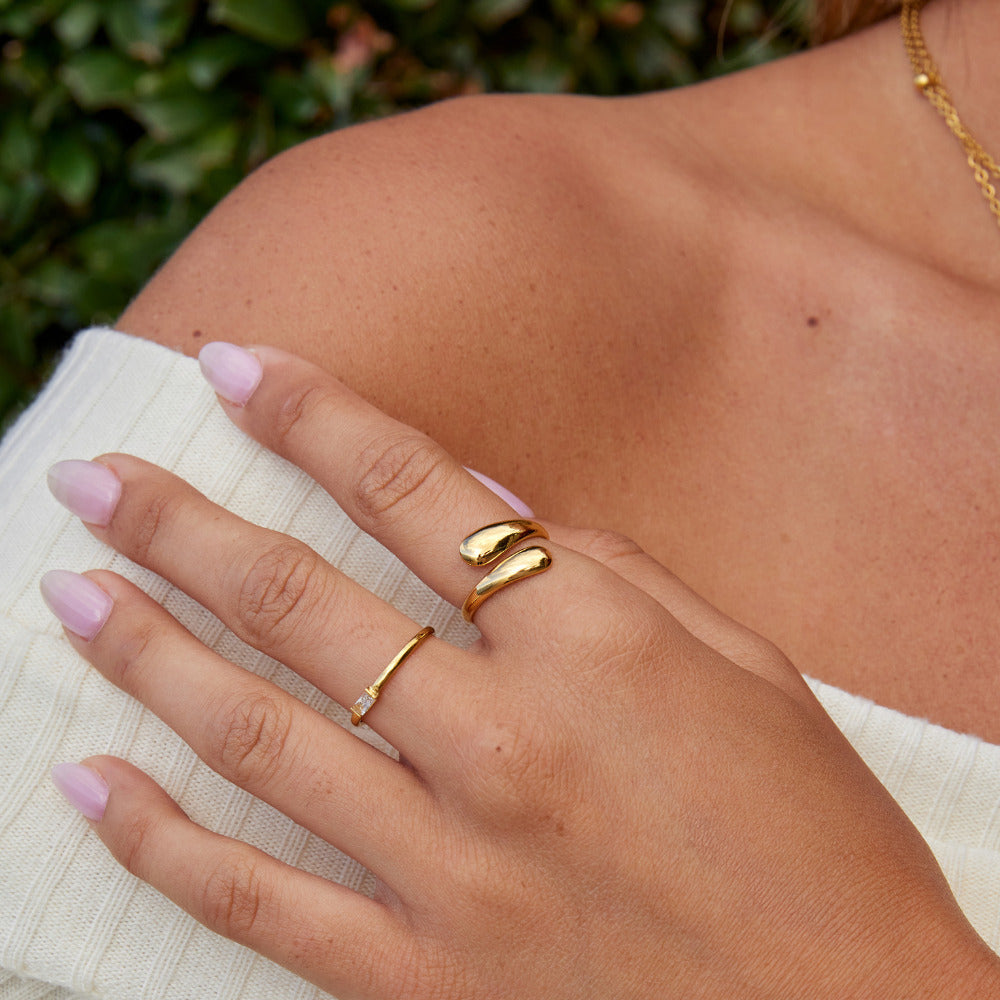 Bague dorée Raven enroulée