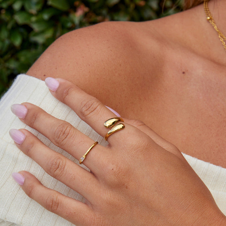 Bague dorée Raven enroulée