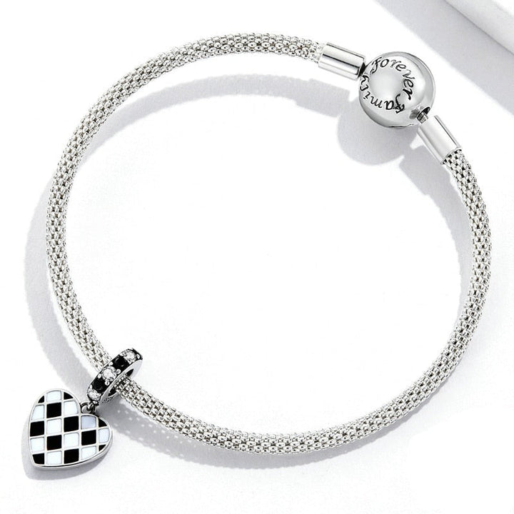 Charm Cœur à Motif Damier – Maison Perle