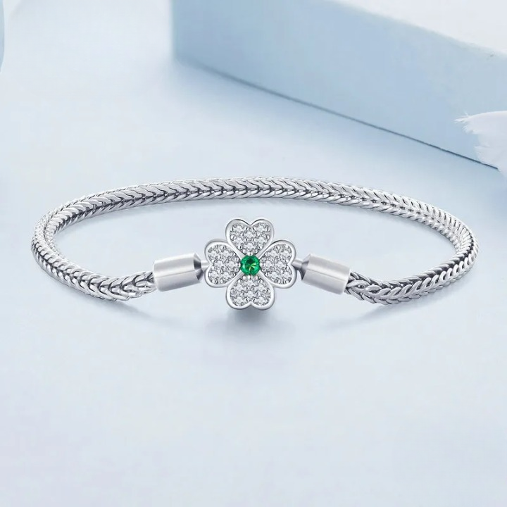 Bracelet avec Charm Trèfle