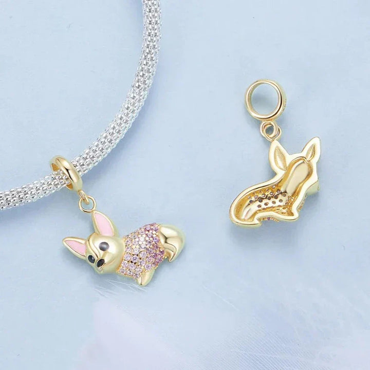 Charm Chihuahua doré - Maison Perle