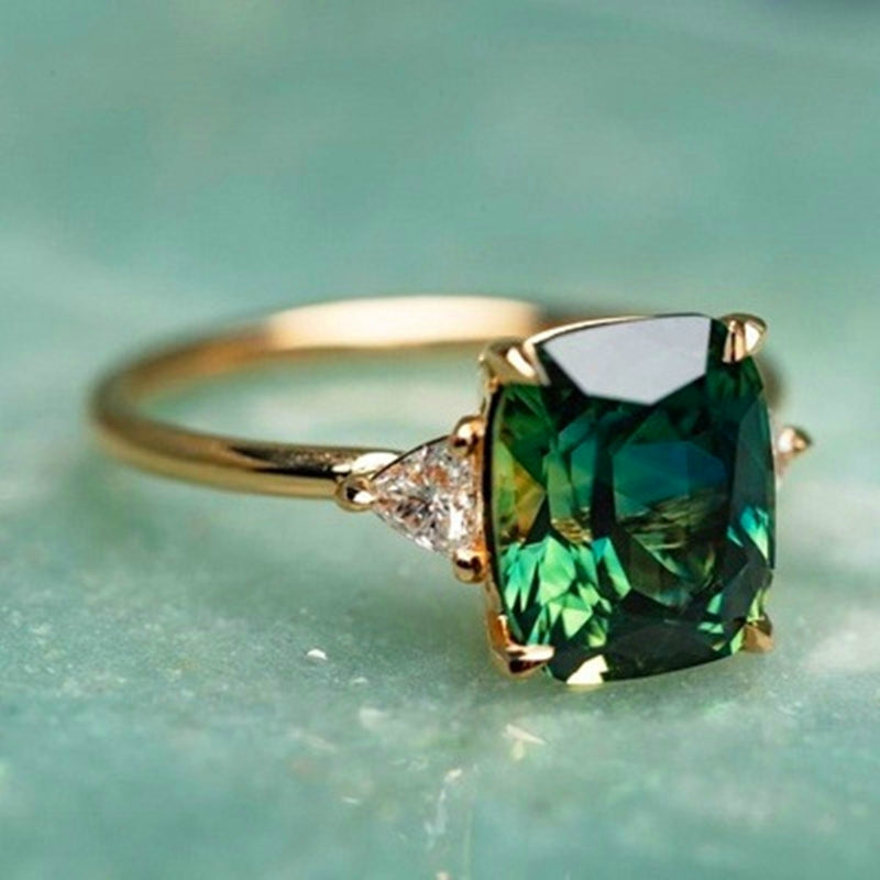 Bague porte-bonheur verte zircon dorées
