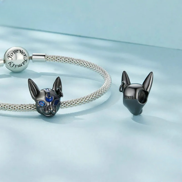 Charm Chat égyptien - Maison Perle