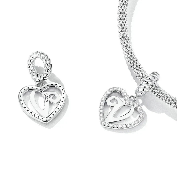 Charm Cœur Lettre V – Maison Perle