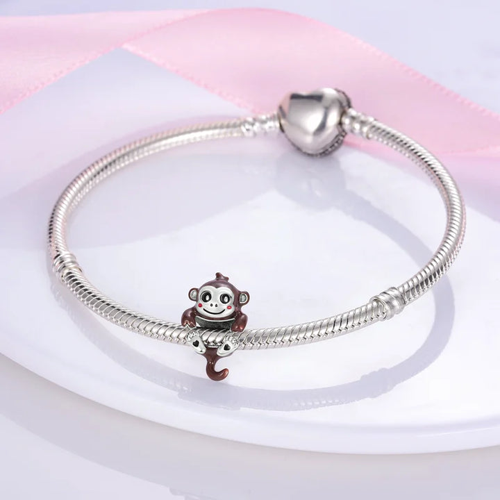 Charm Singe - Maison Perle