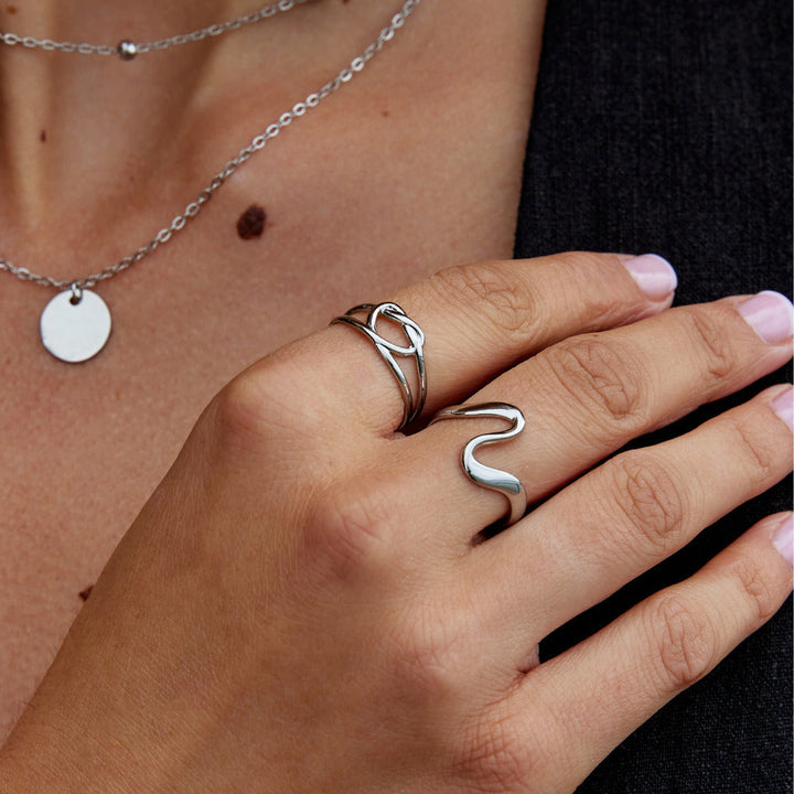 Bague argentée amour nœud