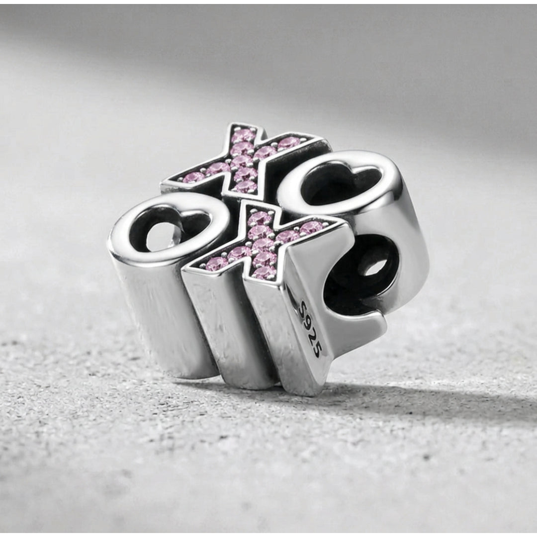 Charm XOXO – Maison Perle