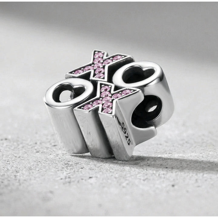 Charm XOXO – Maison Perle