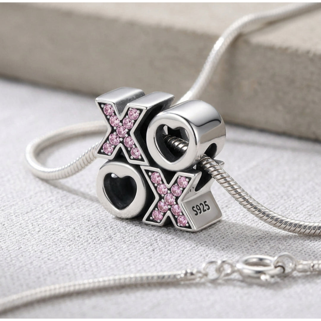 Charm XOXO – Maison Perle
