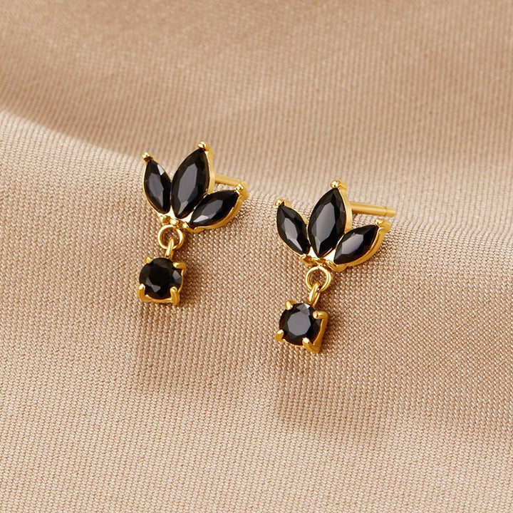 Boucles d’oreilles Amara fleur en cristal noir