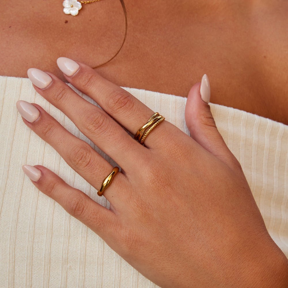 Bague Ara torsadée entrelacée