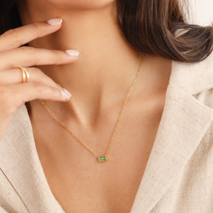 Collier pierre de naissance Baguette