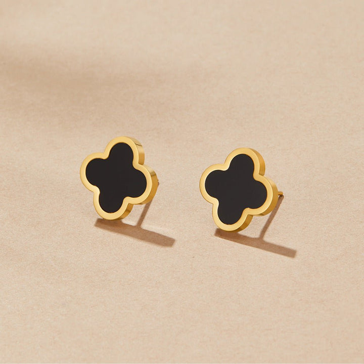 Boucles d’oreilles noires trèfle à quatre feuilles