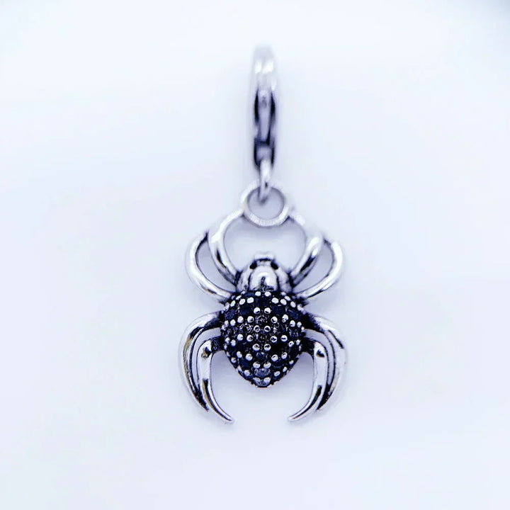 Charm Veuve noire - Maison Perle
