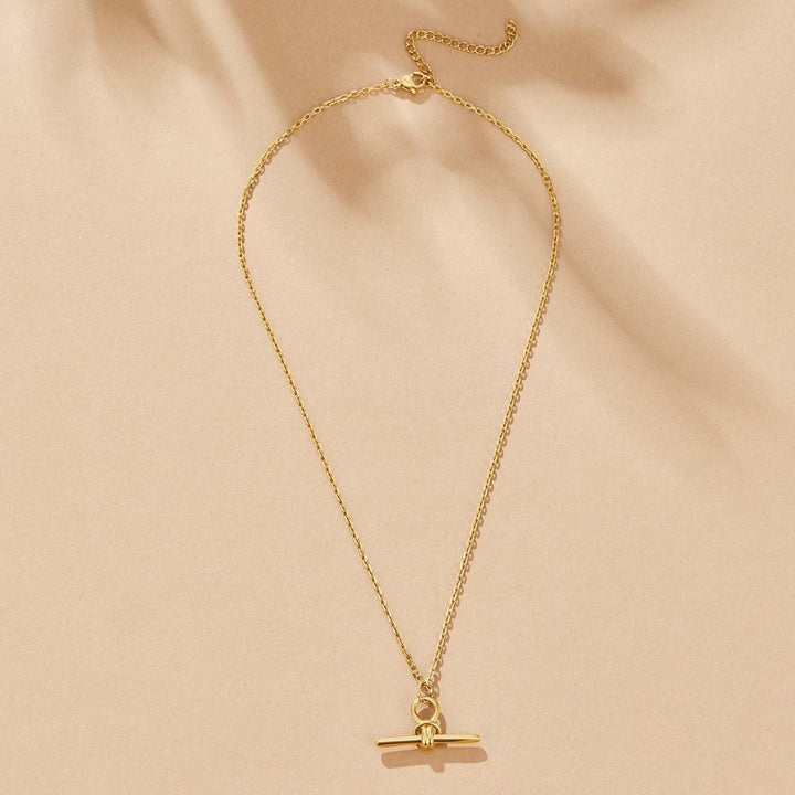 Cassy Toggle collier