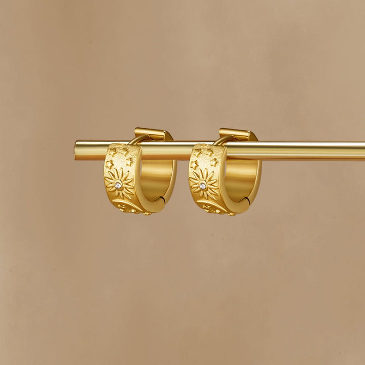 Boucles d’oreilles célestes dorées