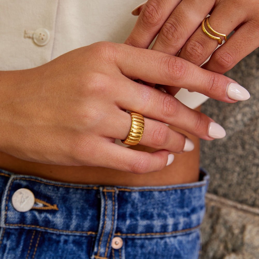 Bague large Calira dorée