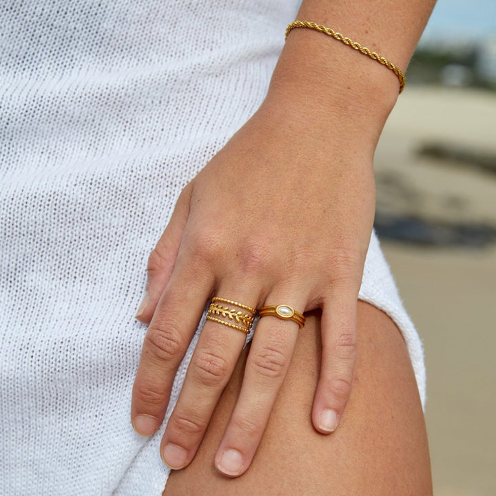 Bague large perle 18K dorée