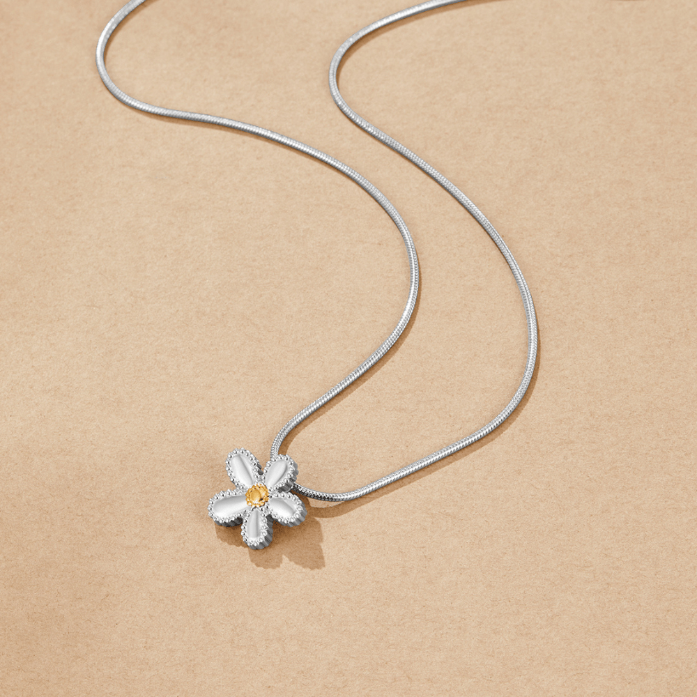 Collier avec pendentif Daisy
