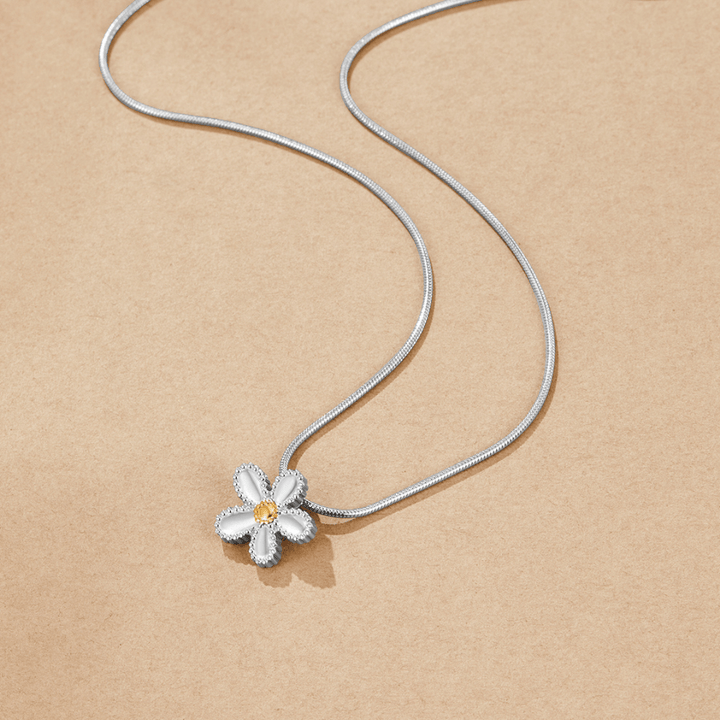 Collier avec pendentif Daisy