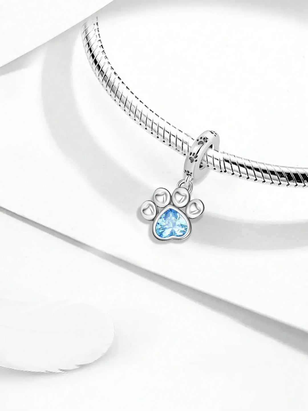 Charm Pattes bleu - Maison Perle