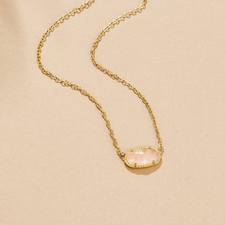 Collier avec pendentif z prírodného pierrea