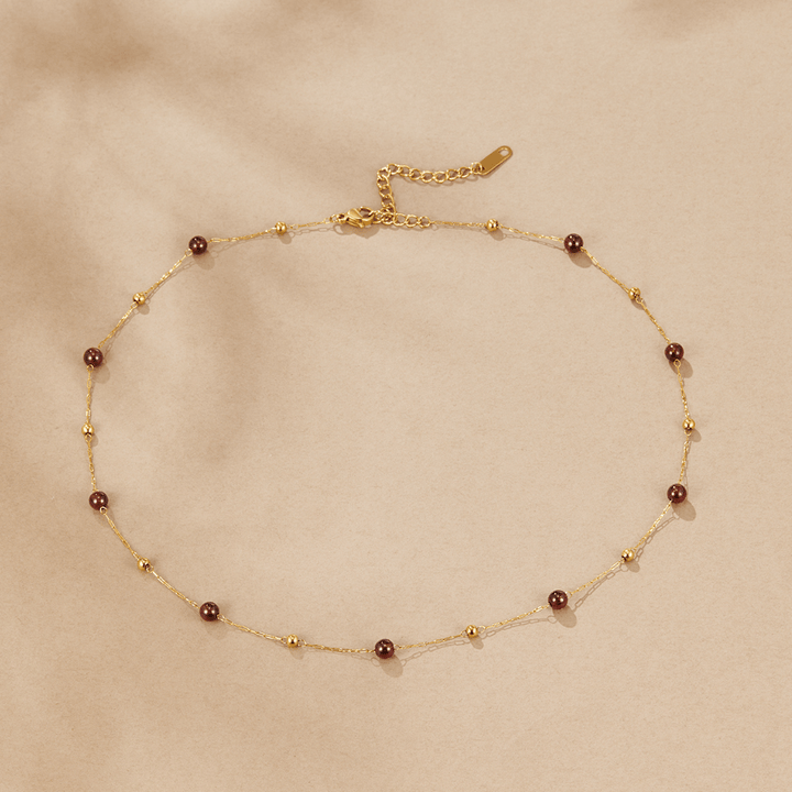 Collier z červeného granátu
