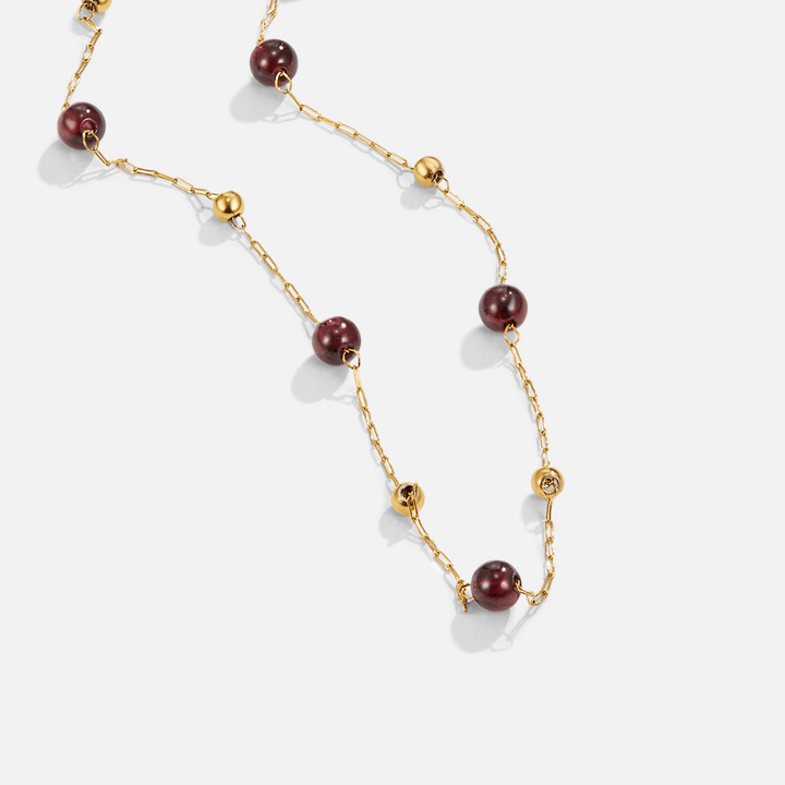Collier z červeného granátu