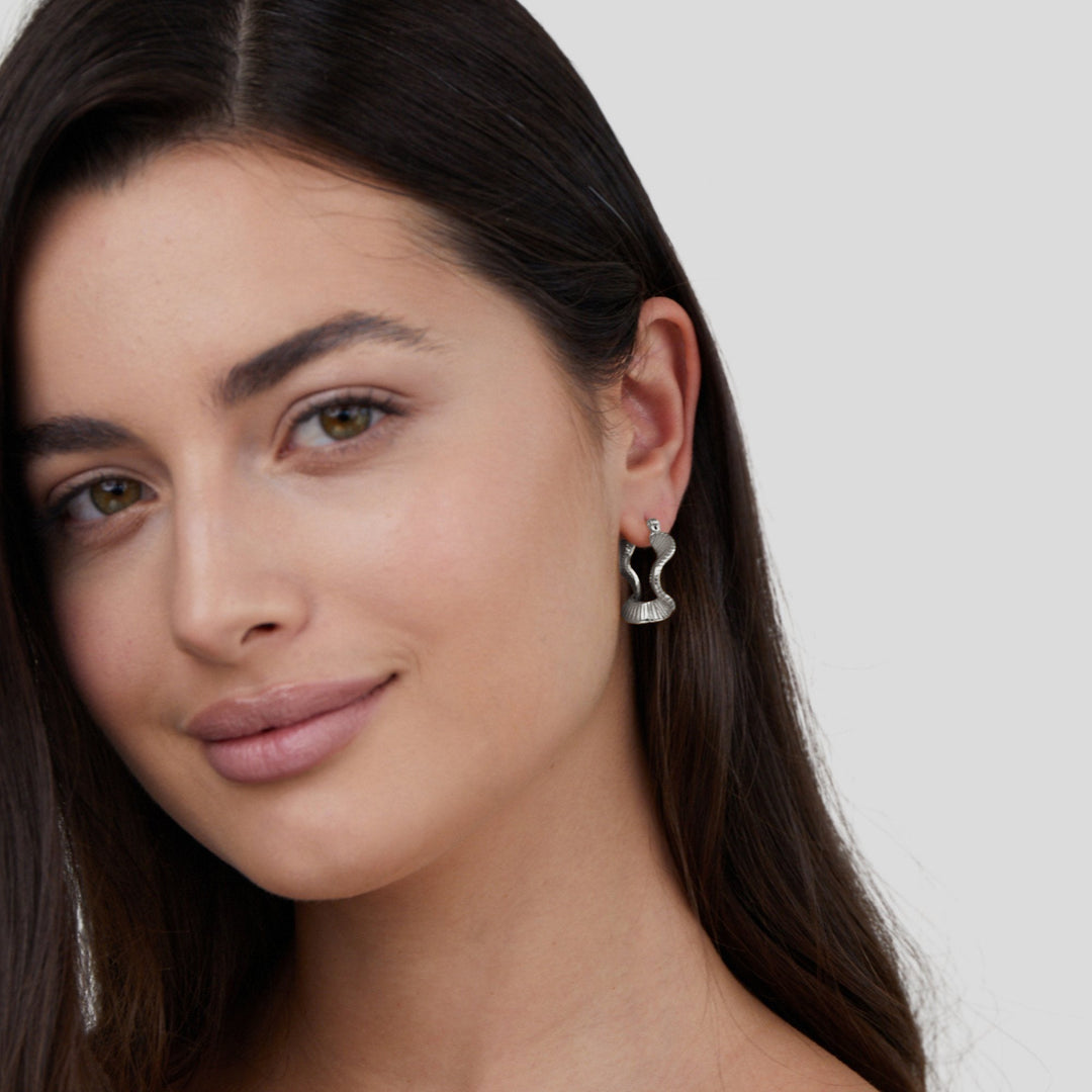 Boucles d’oreilles géométriques argentées