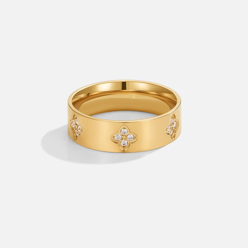 Bague dorée cristal ajourée