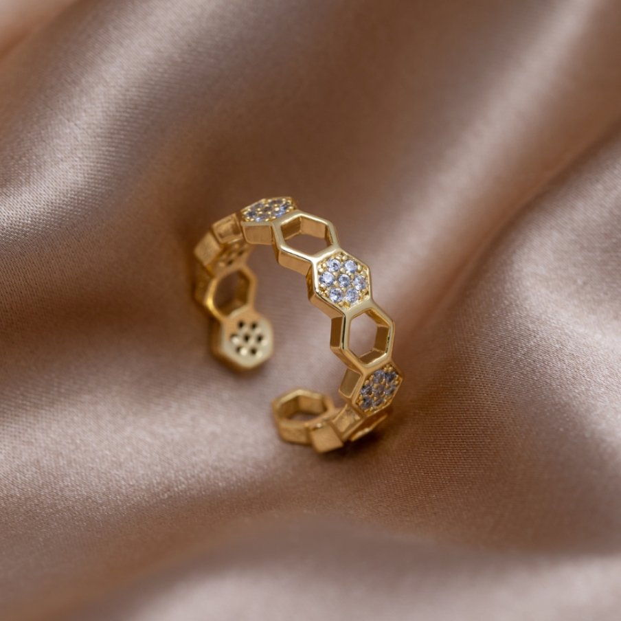 Bague dorée cristal pavée