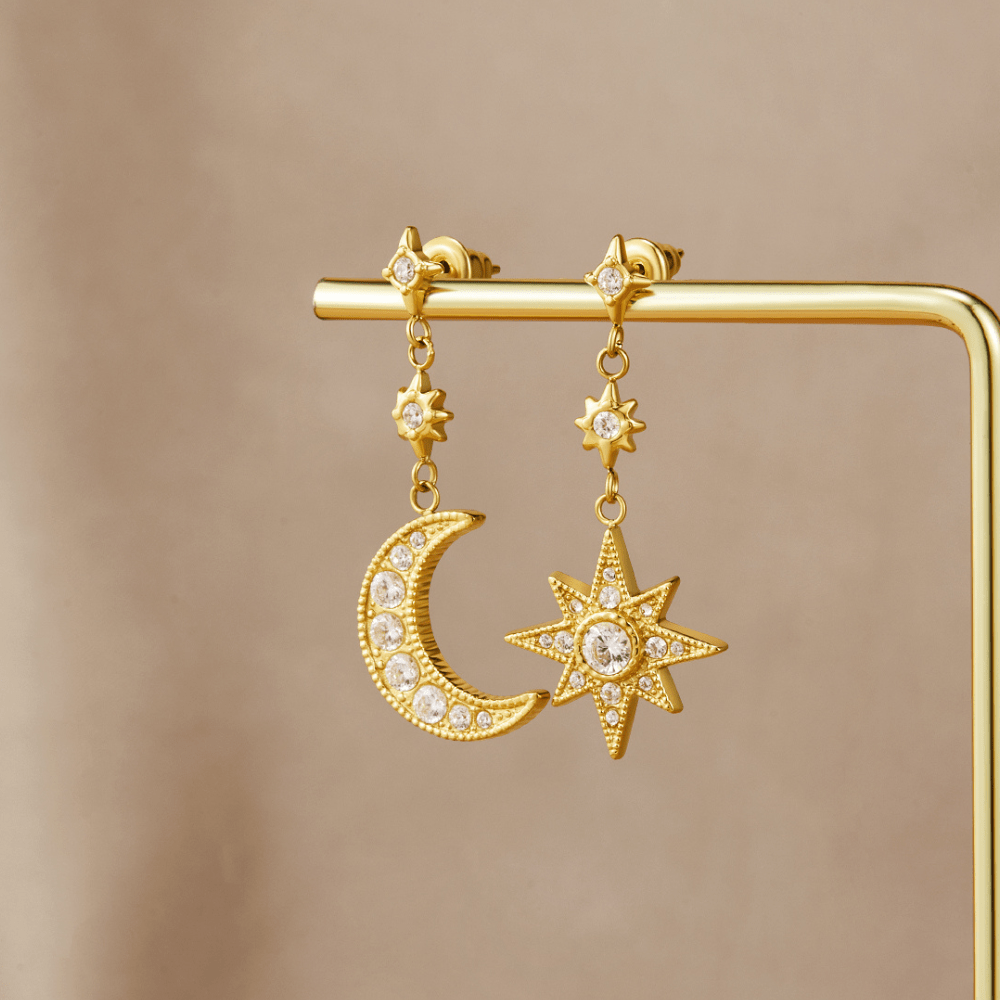 Boucles d’oreilles dorées Lune & Étoiles en cristal