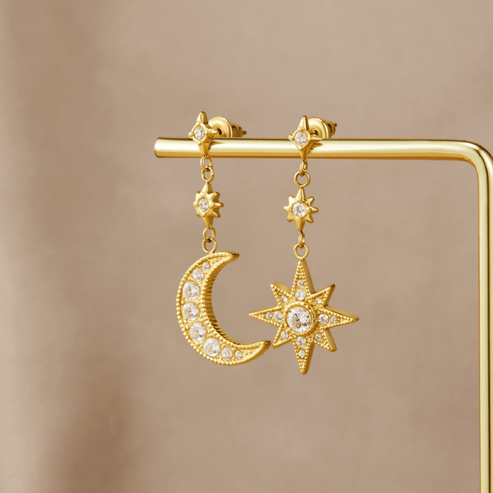Boucles d’oreilles dorées Lune & Étoiles en cristal