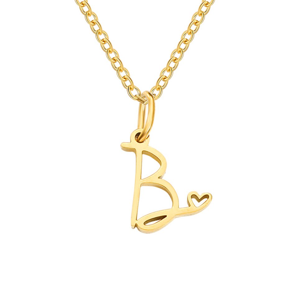 Collier cœur doré avec initiale