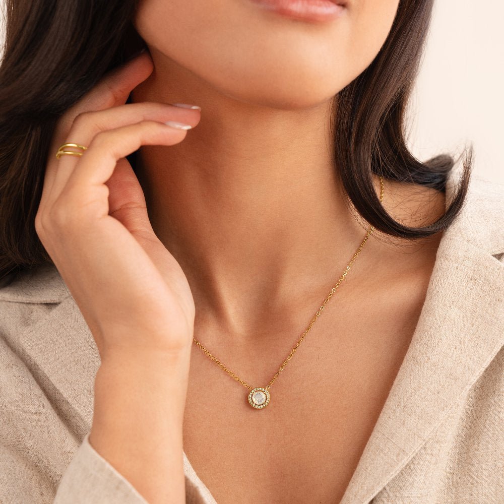 Collier doré en cristal Monet