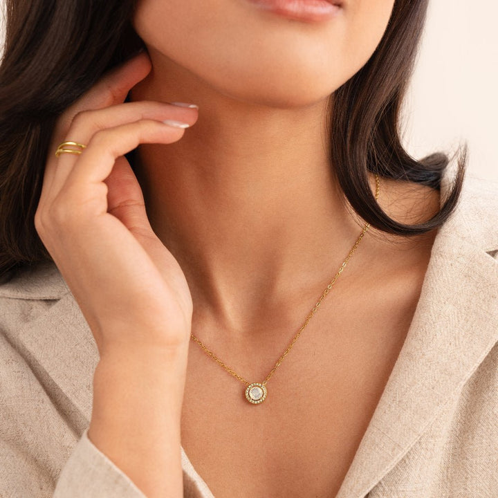 Collier doré en cristal Monet