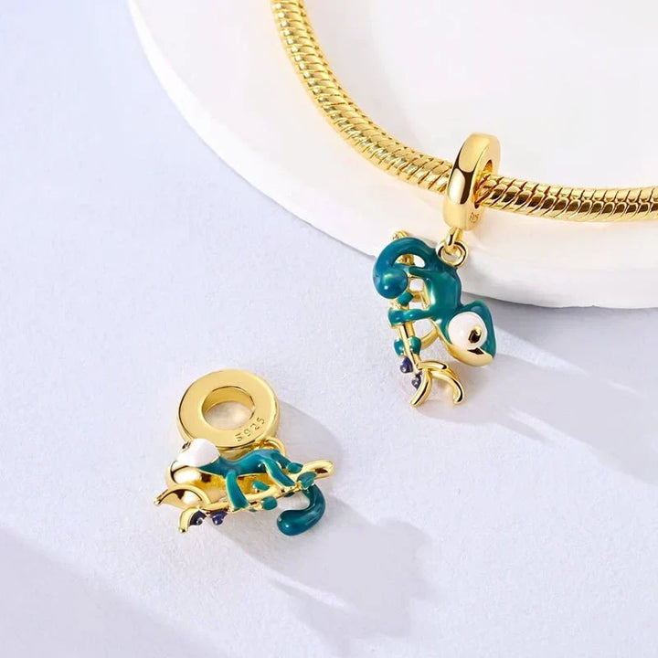 Charm Caméléon doré - Maison Perle