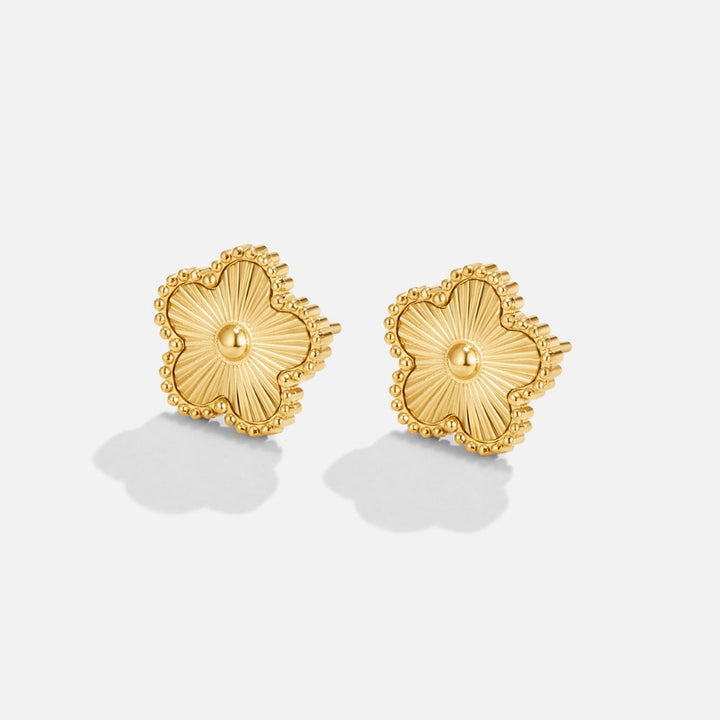 Boucles d’oreilles dorées trèfle à quatre feuilles