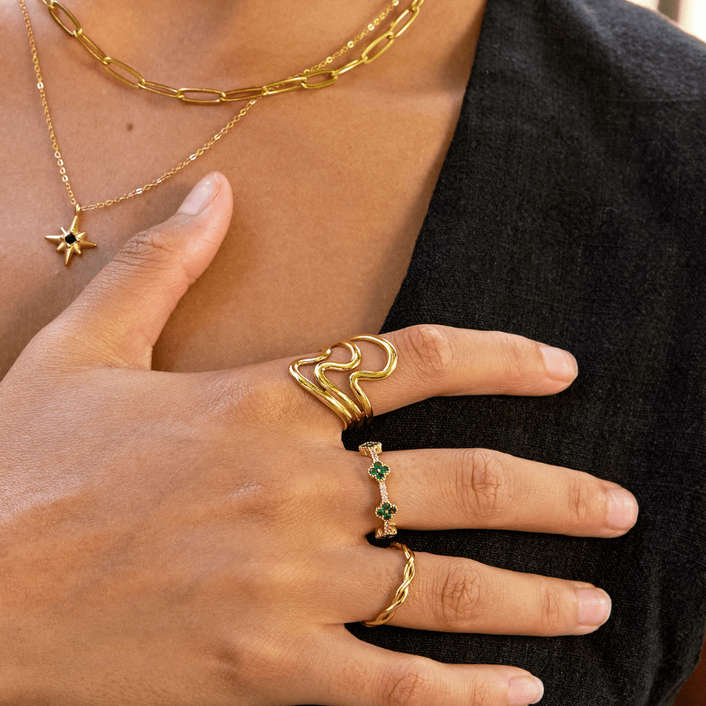 Bague dorées ondulées