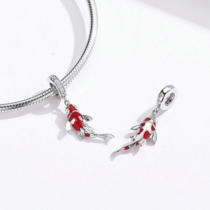 Charm pendant Petit poisson doré - Maison Perle