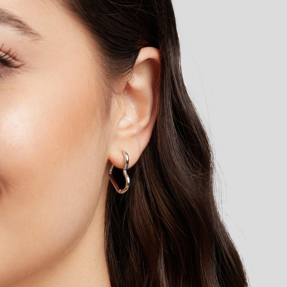 Boucles d’oreilles argentées cœur