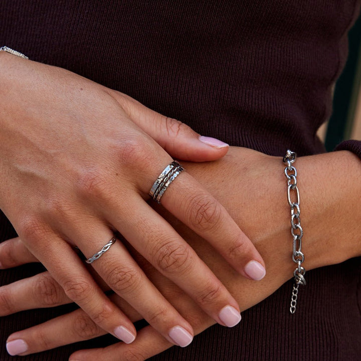 Bague Hella argentée empilée