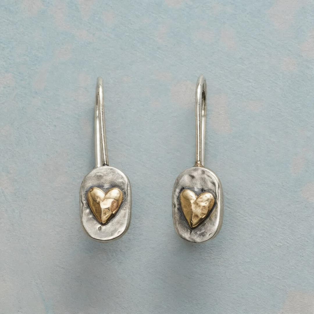 Boucles d’oreilles vintage cœur dorées et argentées
