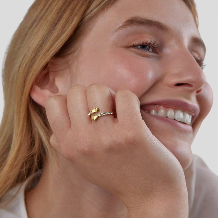 Bague Étreinte Éternelle dorée 18K
